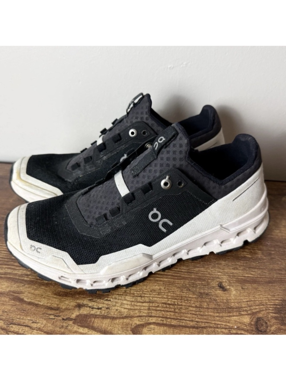 On Cloudultra 2 All Terrain Running Shoes Women's Size 7.5 Black White Helion - Picture 2 of 11